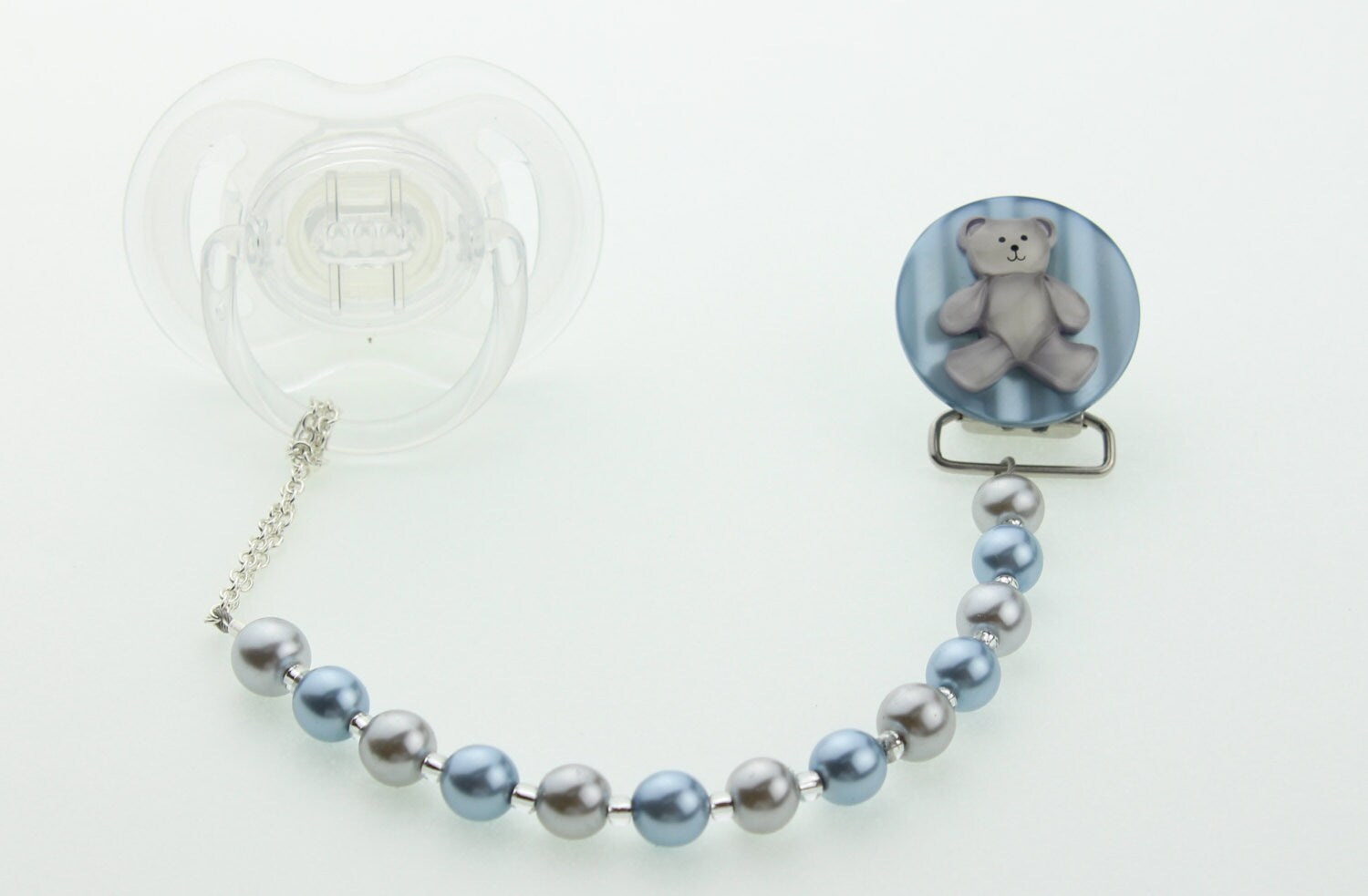 Bear Pacifier Clip with matching pearls (CT)